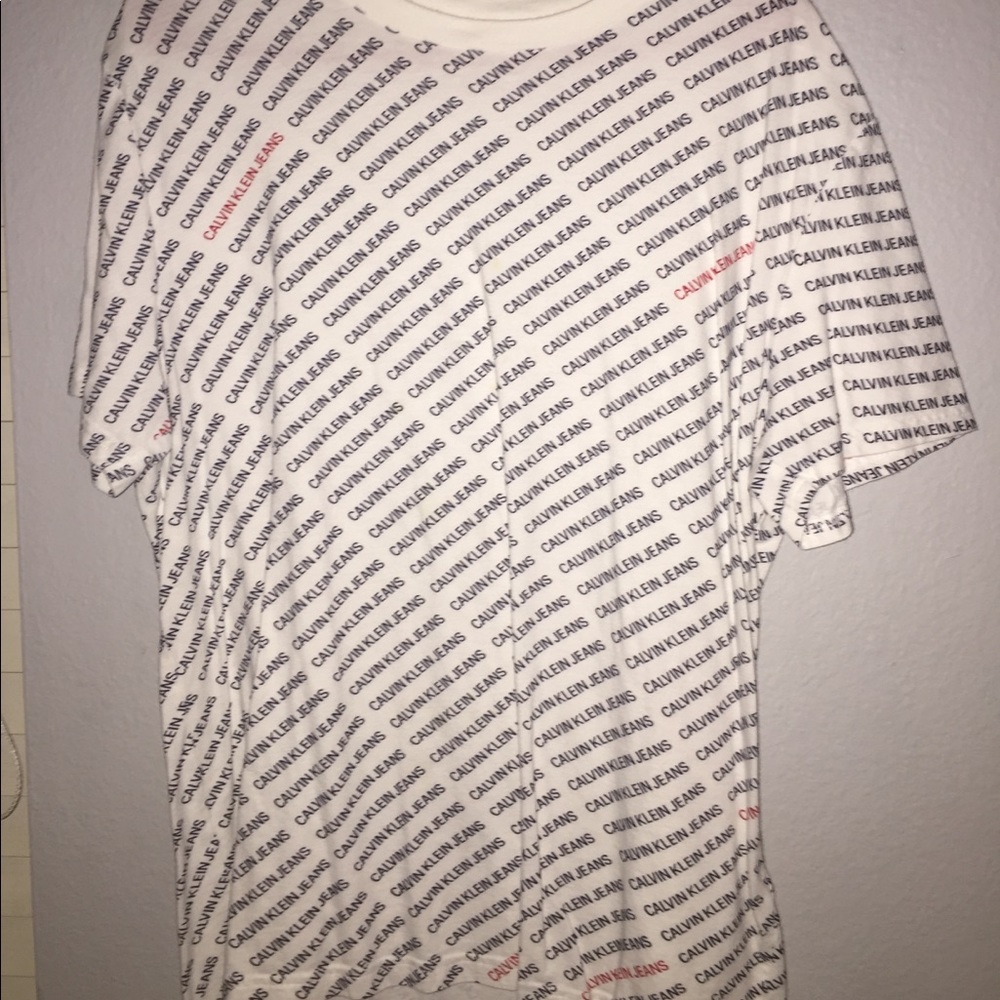 CALVIN KLEIN WHITE TEE SPREAD LOGO